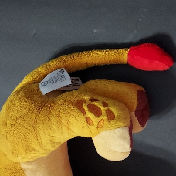 Simba Lion King Stuffed Animal. 13 in.Wx14in.H.GUC. - Picture 2 of 7